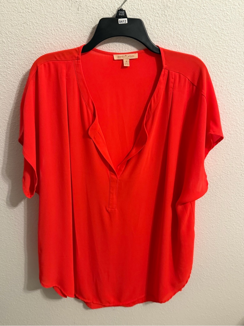 Gibson Latimer Bright Orange V-Neck Short Sleeve Blouse